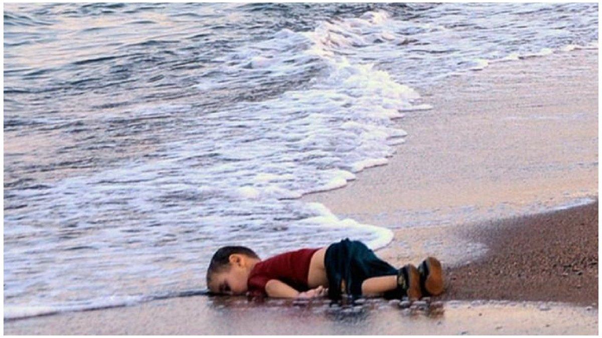 The photo that moved the world and the migratory drama between Türkiye and Greece