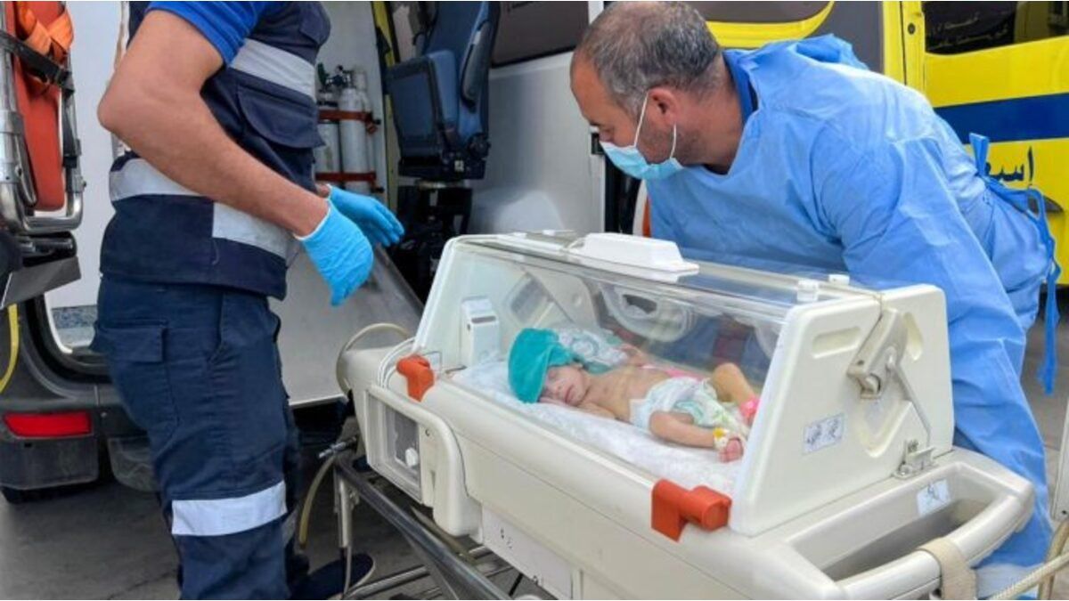29 premature babies evacuated from Al Shifa hospital in Gaza arrive in Egypt