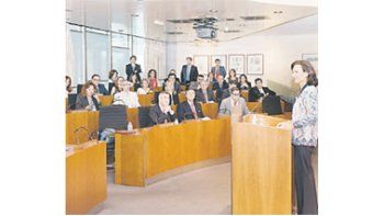 Ana Botín, presidenta del Banco Santander, habló de la crisis griega al abrir el XIV encuentro de América Latina de la entidad en Madrid.