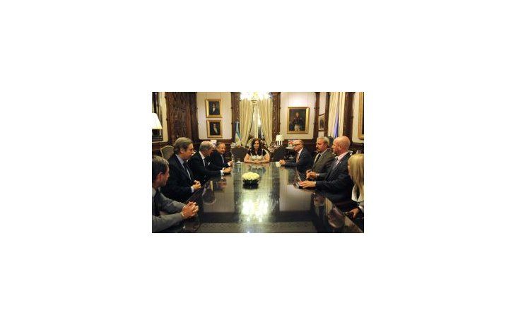 DAIA se mostró conforme tras reunión con Cristina