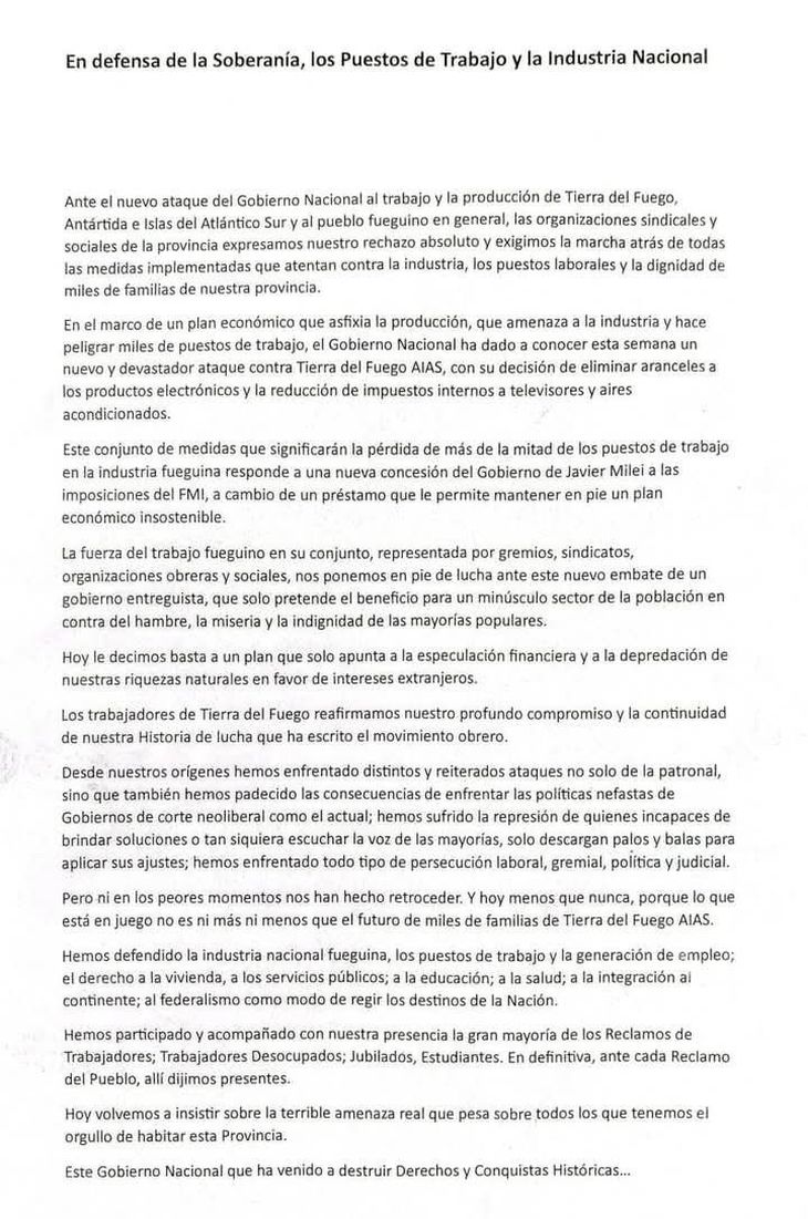 El texto fue firmado por numerosos representantes sindicales. El texto fue firmado por numerosos representantes sindicales.