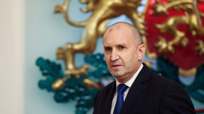 Radev dejó definitivamente su puesto como presidente de Bulgaria.