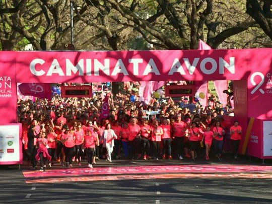 La&nbsp;Caminata Avon&nbsp;para Ganarle al Cáncer de Mama&nbsp;celebró su 15° edición.