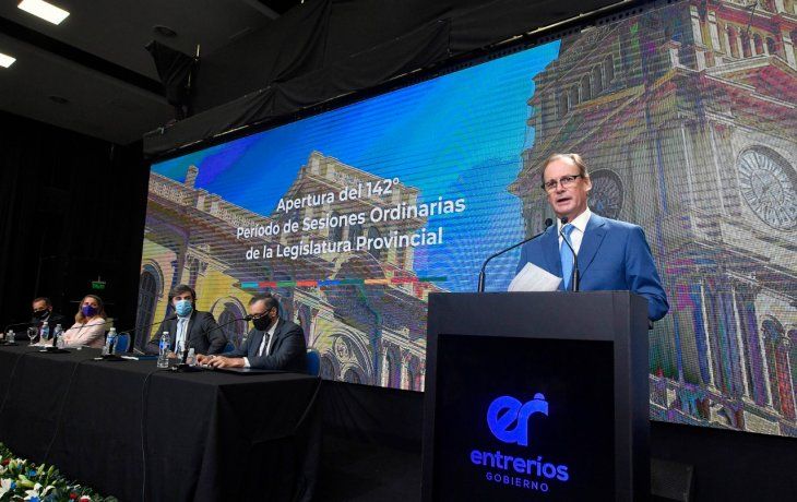 El gobernador entrerriano Gustavo Bordet, al abrir las sesiones ordinarias en el Centro Provincial de Convenciones de Paraná.