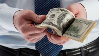 El dólar blue avanzó este jueves. El dólar blue avanzó este jueves.