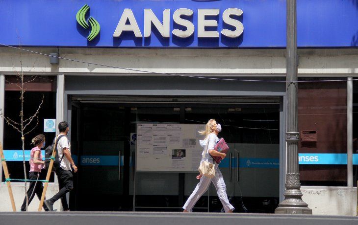 Las jubilaciones aumentarán 2,4% en enero.
