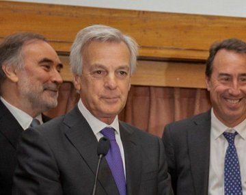 Martín Irurzun busca seguir en la Cámara Federal tras cumplir 75 años. Martín Irurzun busca seguir en la Cámara Federal tras cumplir 75 años.