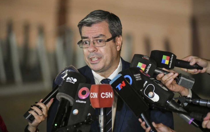 FMI: oficialismo busca contener bloques y pide por exfuncionarios (cruces en oposición por votación)