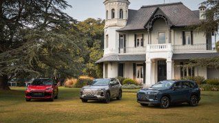 Toyota presentó sus nuevas novedades en la Argentina Toyota presentó sus nuevas novedades en la Argentina