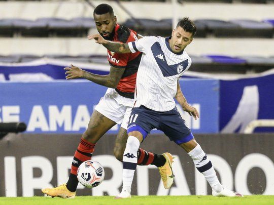 Vélez perdió con Flamengo en su debut por Copa Libertadores.