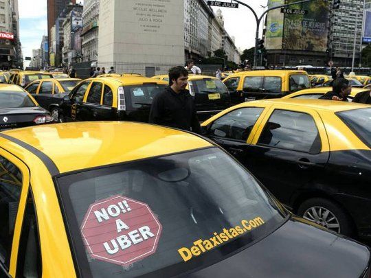 Los taxistas porteños protagonizaron en 2019 varias marchas de protesta contra la llegada de Uber a Buenos Aires.