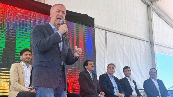Los gobernadores le cedieron la palabra al exgobernador cordobés Juan Schiaretti.&nbsp;&nbsp;