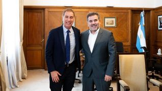 El ministro de Interior, Diego Santilli, junto al titular del bloque PRO en Diputados, Cristian Ritondo. El ministro de Interior, Diego Santilli, junto al titular del bloque PRO en Diputados, Cristian Ritondo.