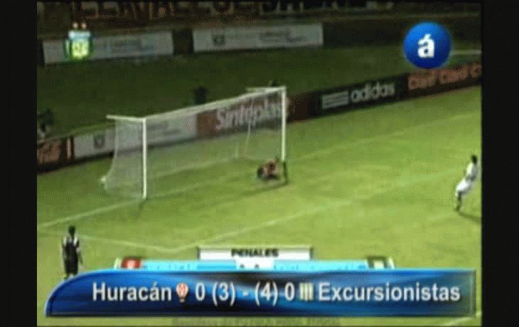 Excursionistas eliminó a Huracán por penales