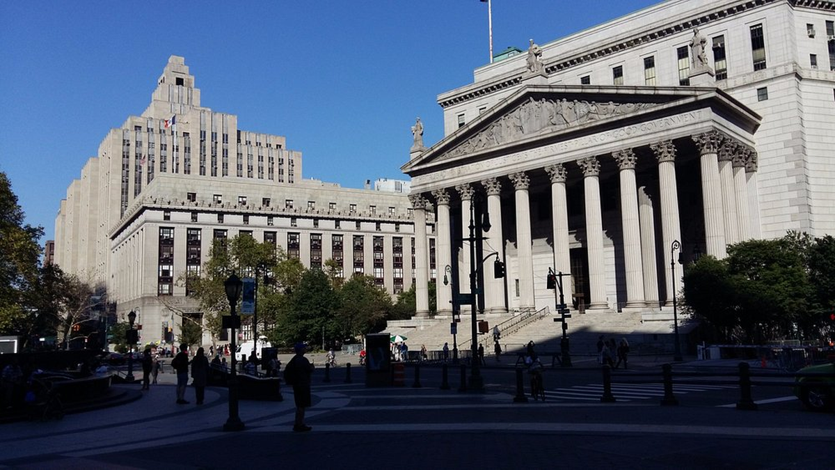 The Financial Times warned of a “tsunami of lawsuits” against Argentina