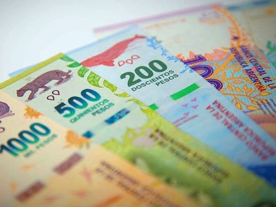 peso-argentino_x1xjpg_554688468jpg