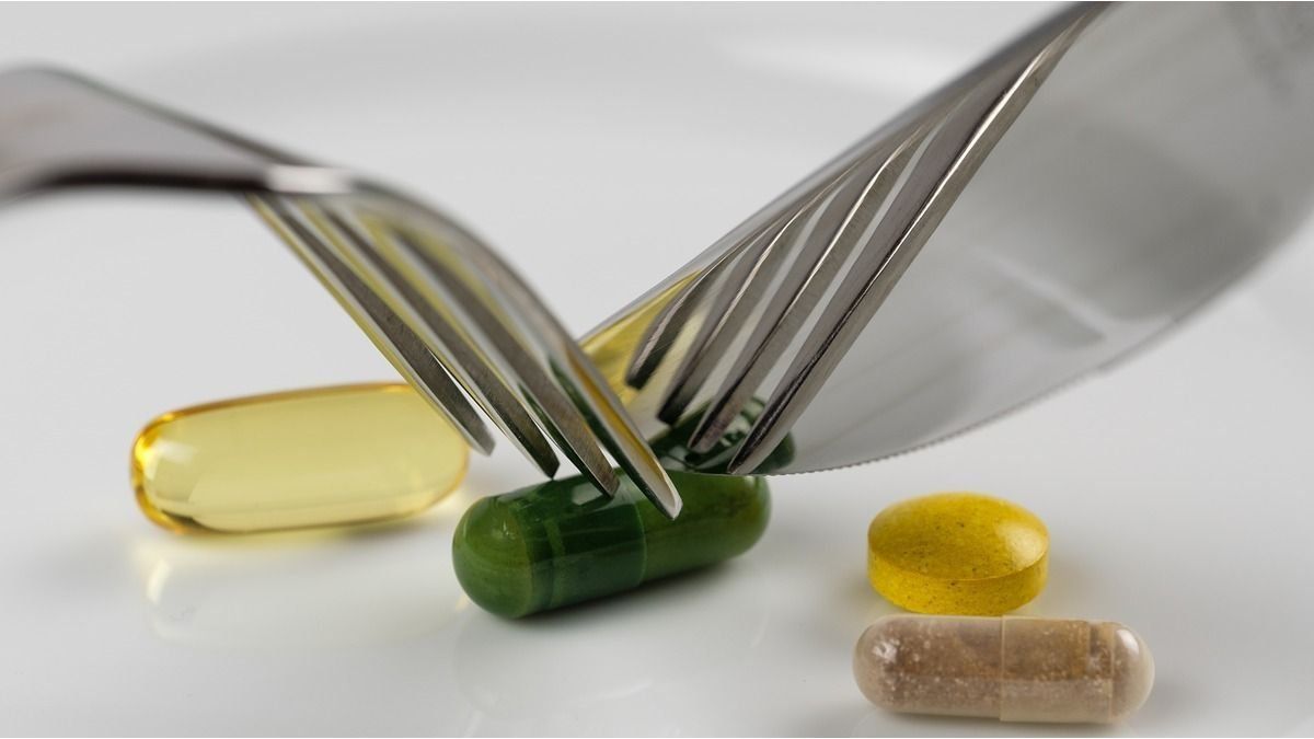 five deaths from the consumption of dietary supplements