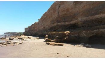 Murió una niña de tres años por el derrumbe de un acantilado en Mar del Plata