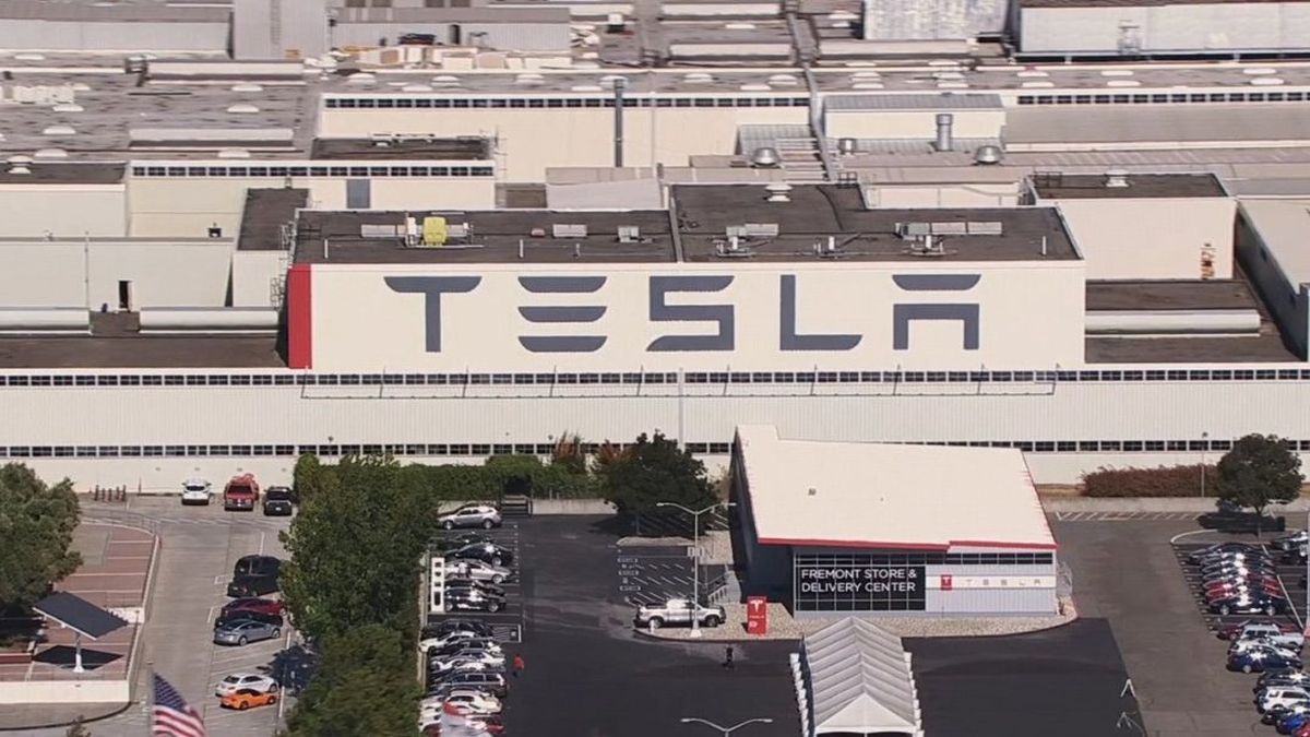 Wall Street: Acciones De Tesla Se Derrumbaron 21% Tras Haber Quedado ...