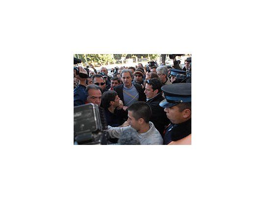 Ibarra volvió con un buen resultado y un escrache