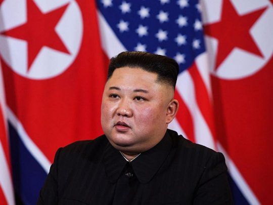 Rumores sobre la salud de Kim Jong-un indican que estaría muerto o en estado vegetativo. Corea del Norte no confirmó ninguna versión.