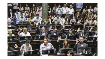 La Legislatura porteña aprobó el traspaso de una parte de la Policía Federal a la Ciudad.