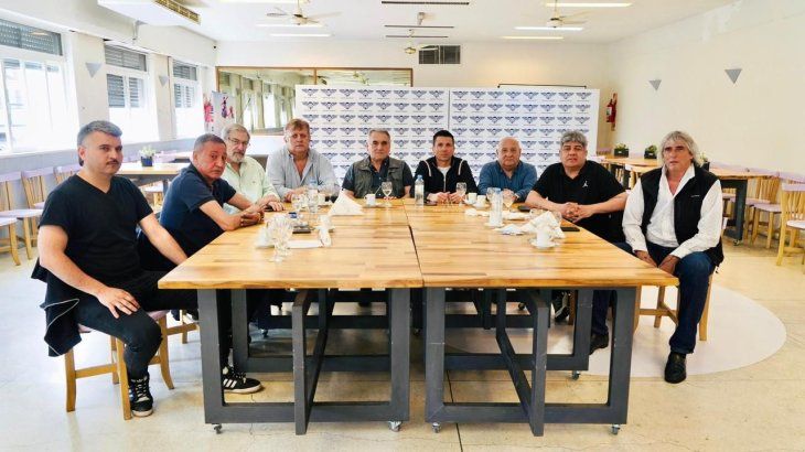 La decisión del paro fue tomada por la Mesa Nacional del Transporte.