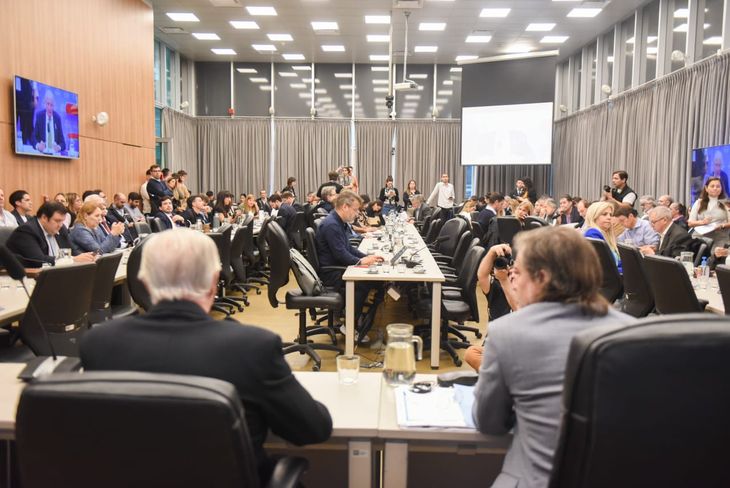 El debate por el Presupuesto 2026 podría retomarse tras el recambio parlamentario. El debate por el Presupuesto 2026 podría retomarse tras el recambio parlamentario.