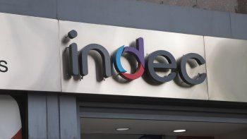 La secuencia de cuentas del Banco Central y los bancos comerciales sigue el rastro de cómo estas entidades obtienen y utilizan dinero