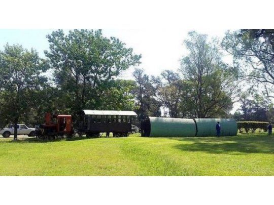 El pequeño tren que recorre el parque sufrió problemas técnicos y descarriló causando una decena de heridos.
