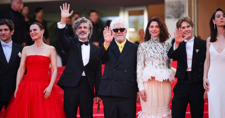 Pedro Almodóvar presentó Pedro Almodóvar presentó