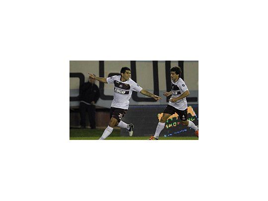 Romero anotó el primer gol de Lanús.
