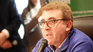 El gobierno sostiene a Eduardo Viera a cambio de que modifique su situación de colono.