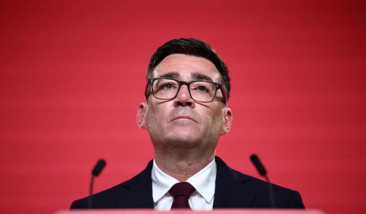 Nuevo modelo: Burnham busca un giro político y económico, alejándose de la era de Margaret Thatcher Nuevo modelo: Burnham busca un giro político y económico, alejándose de la era de Margaret Thatcher