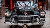 Automóvil Cadillac Serie 62 - Coupé convertible Modelo 1955. Diseñado por Harley Earl. Colección Presidencia de la Nación