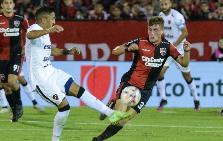 newell´s triunfo 1 a 0 ante patronato
