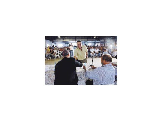 El martes en Entre Ríos la entidad organizó un taller de participación política y cívica al cual asistieron más de 500 productores. Además estuvieron presentes el titular de la FAA de esa provincia, Alfredo de Angeli, y el rabino Sergio Bergman.