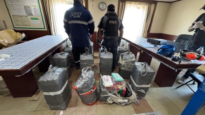 Fuentes federales confirmaron que la cocaína estaba oculta en el interior del buque Ceci, de bandera de las Islas Marshall. 