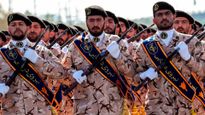 Irán advirtió que atacará cualquier barco de EEUU, Israel o sus aliados que intente atravesar el estrecho de Ormuz.