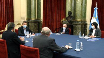 Sergio Massa junto a miembros de la CAC.&nbsp;