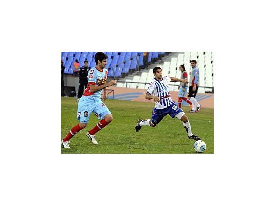 Godoy Cruz alimentó su ilusión con una goleada