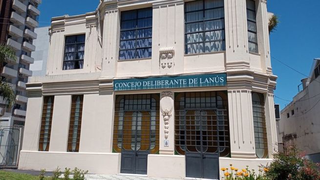 Fachada del Concejo Deliberante de Lanús.