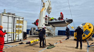 ecos de dos canones: ciencia argentina en las profundidades del atlantico sur ecos de dos canones: ciencia argentina en las profundidades del atlantico sur