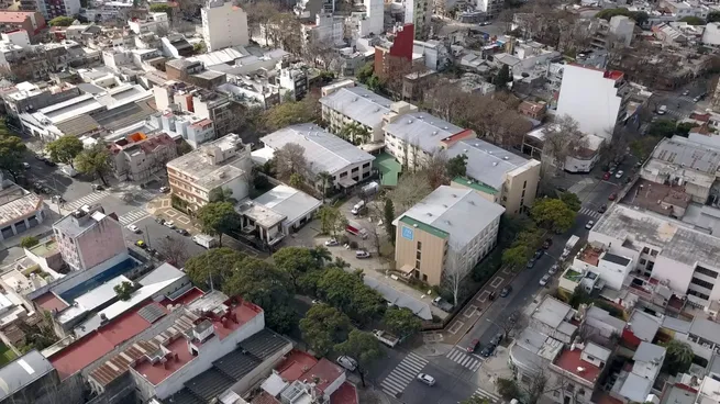 Vista aérea de la zona que comprende Distrito Elcano, en el eje de Villa Ortúzar y Chacarita, donde crece el desarrollo de nuevos proyectos residenciales y la transformación urbana del corredor