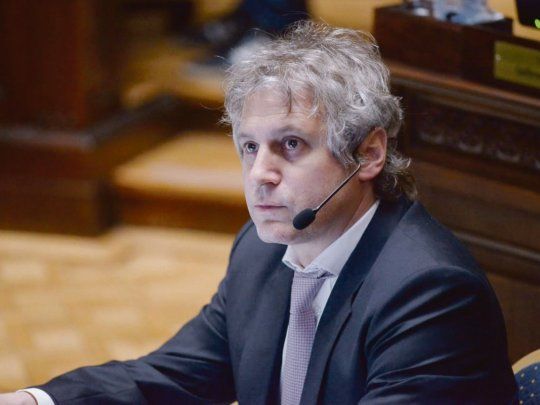 Felipe Miguel.