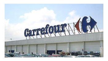 Sindicato denuncia a Carrefour por vender pañales que entregó gratis a sus afiliados
