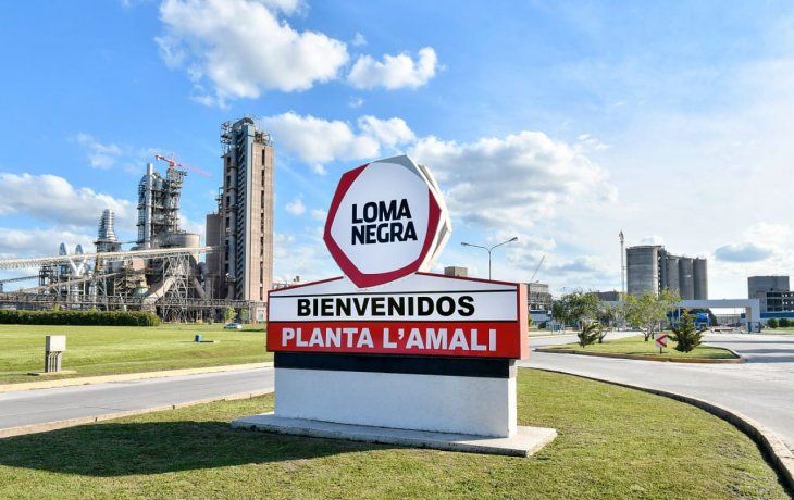 Loma Negra cumplirá 100 años en 2026. Domina casi la mitad del mercado de cemento en el país. Loma Negra cumplirá 100 años en 2026. Domina casi la mitad del mercado de cemento en el país.