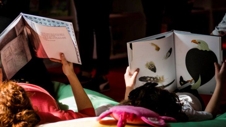 La Ciudad ideó distintas propuestas para fomentar la lectura desde el hogar en el Día Internacional del Libro. La Ciudad ideó distintas propuestas para fomentar la lectura desde el hogar en el Día Internacional del Libro.