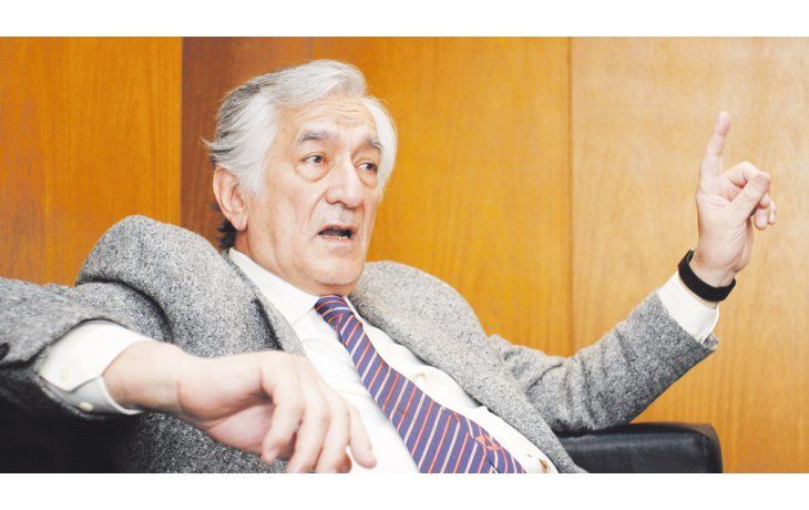 ámbito.com | INNOVADOR. “El PJ de San Luis no es un peronismo viejo, sino que pertenece a la era de la robótica”, sostuvo el gobernador durante una extensa charla con periodistas de este diario.