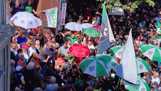 En Córdoba hubo una importante concentración de gremios estatales y de docentes. En Córdoba hubo una importante concentración de gremios estatales y de docentes.